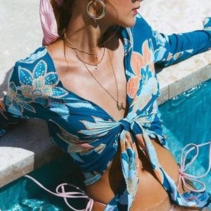 Tie front blue floral top blouse NEW sz S M L